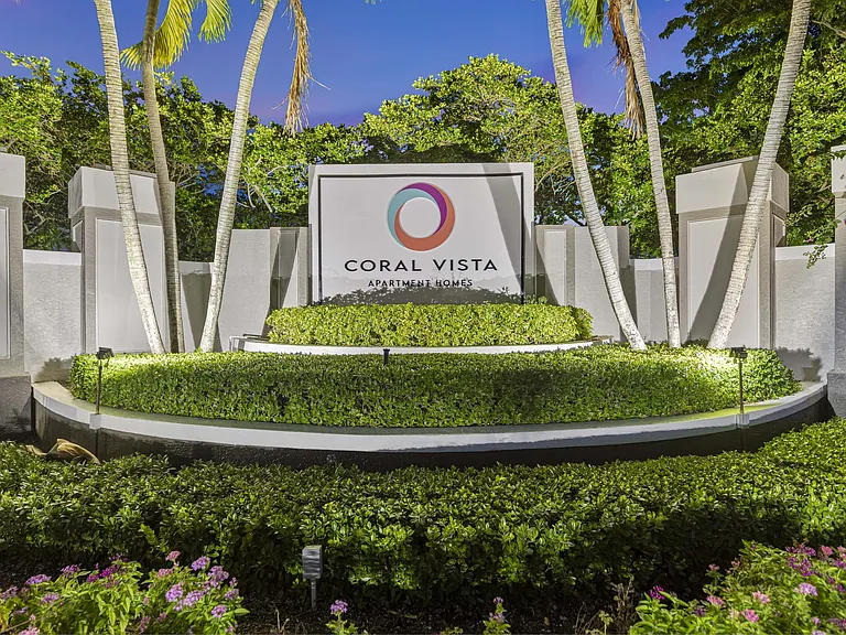 Tamarac FL apartments For Rent | Coral Vista Luxury Apartments | Apartments near Coral Springs