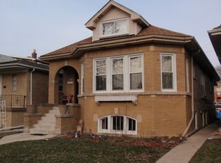 2849 N Kenneth Ave, Chicago, IL 60641