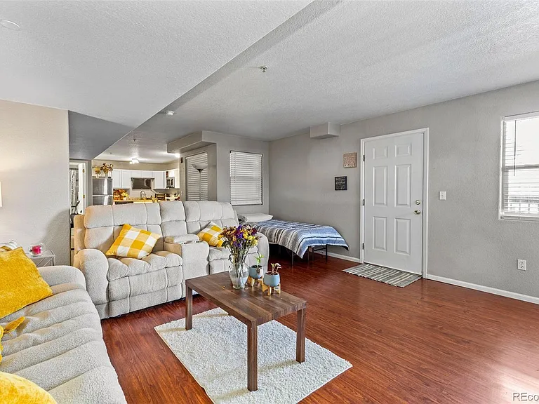 960 S Dawson Way #13 — Photo 5
