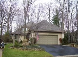146 Green Springs Dr, Columbus, OH 43235
