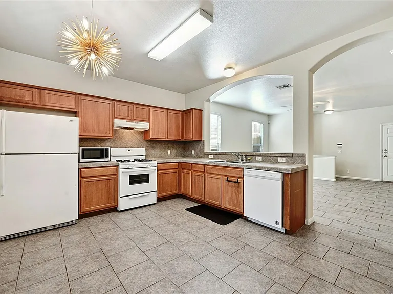 2412 Allred Dr #A — Photo 7