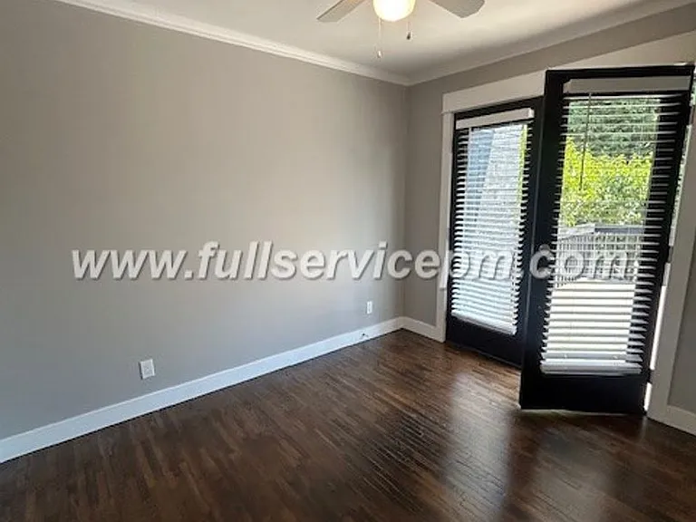 9322 31st Ave SW — Photo 29