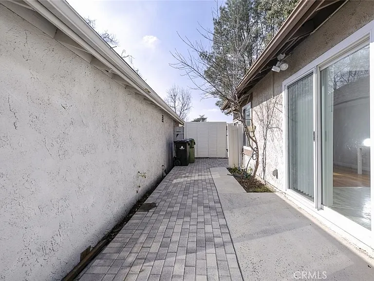 14071 Fenton Ln — Photo 4