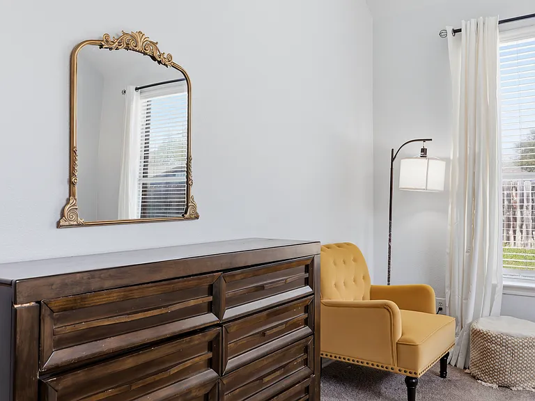 704 San Antonio Trl — Photo 16