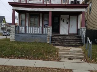 2232 W Clarke St, Milwaukee, WI 53206