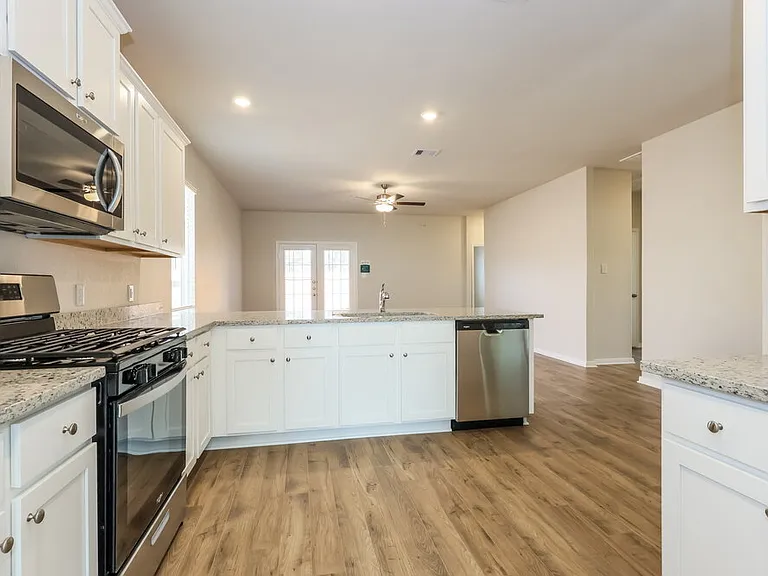 15578 Caramel Springs Dr — Photo 7