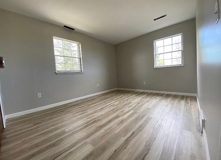 1311 Old Eagle Dr — Photo 9