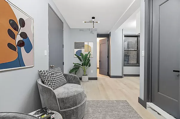 Rented by Living New York | media 101