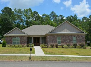 2581 Burlington Dr E, Mobile, AL 36695