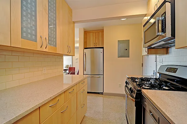 Sold by Corcoran | media 13