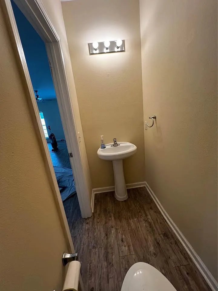 3 bed, 1757 sqft, $2,300 — Photo 3