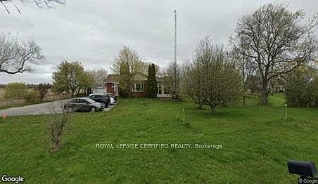 1st image of 211 Burnhamthorpe Rd W