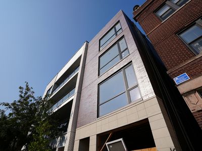 2044 N Damen Ave #2, Chicago, IL, 60647