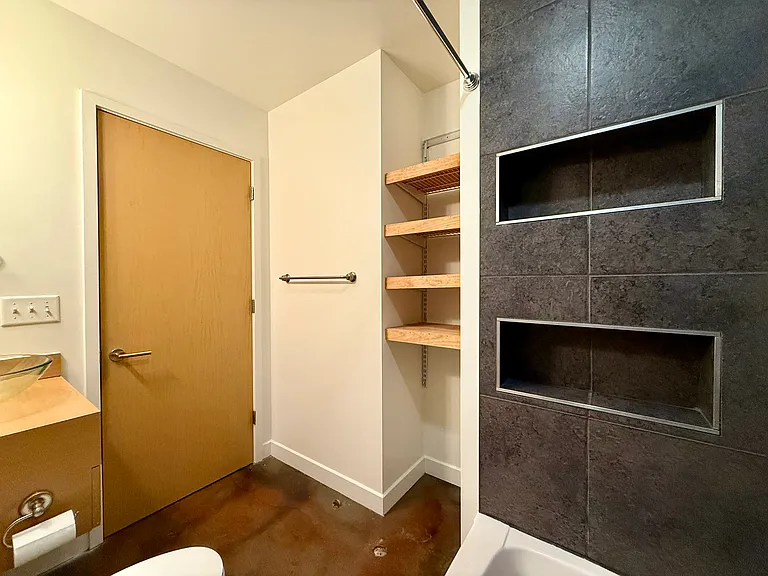 Central Park Lofts — Photo 43