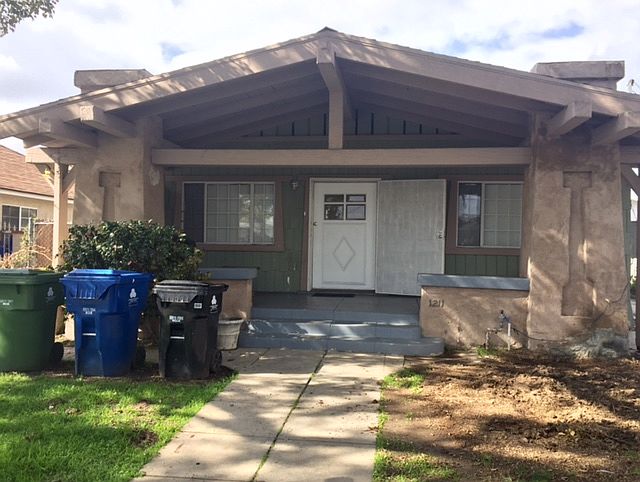 1st image of 1211 N Mariposa Ave