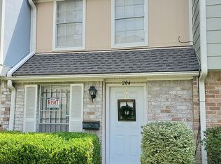 8102 Amelia Rd APT 204, Houston, TX 77055