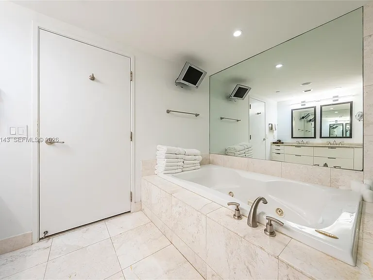 9401 Collins Ave #403 — Photo 20