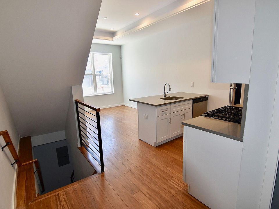 1st image of 1402 N Franklin St #1A