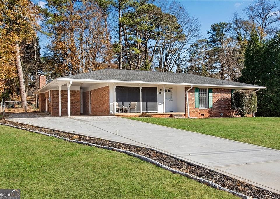 1st image of 3801 Chatham Dr