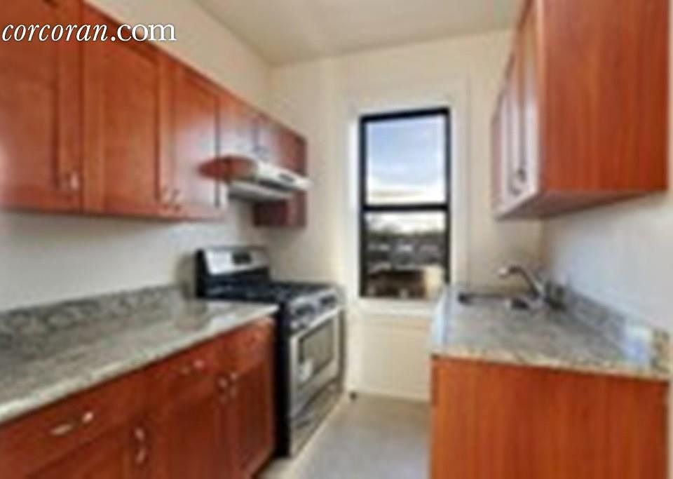 1st image of 555 Ovington Ave APT 22C