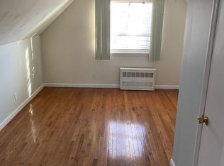22753 Murdock Ave, Queens Village, NY 11429