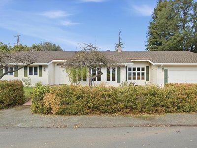 915 Berry Ave, Los Altos, CA, 94024