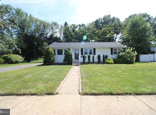 21 Holt Cir, Hamilton, NJ 08619