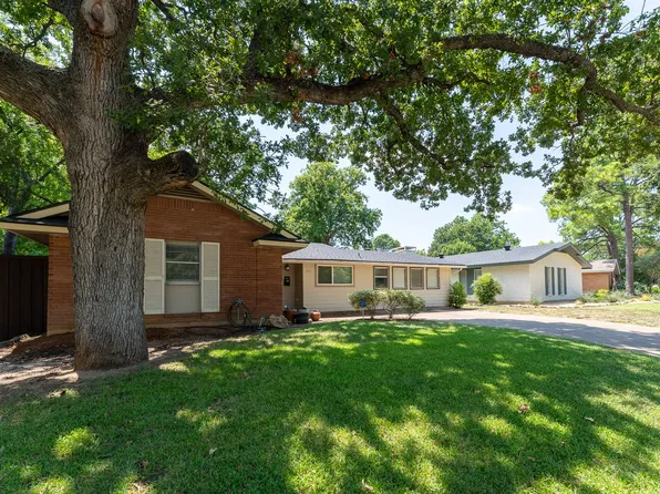 222 W Northgate Dr, Irving, TX 75062