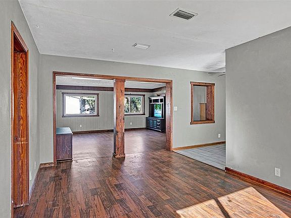 3rd image of 4122 Rendale Dr