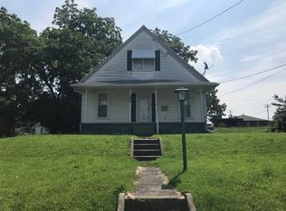 206 N Lincoln St, Robinson, IL 62454