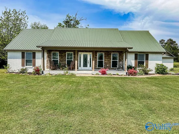 163 County Road 14, Danville, AL 35619