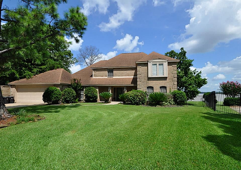 1st image of 8315 Amber Cove Dr