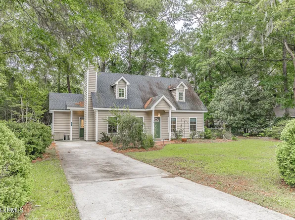 46 Walnut Hill St, Beaufort, SC 29907