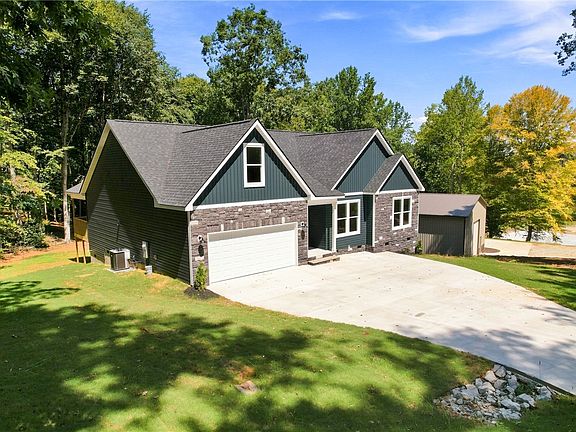 2nd image of 216 W Halfway Branch Rd