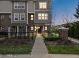 442 N Wixom Rd, Wixom, MI 48393