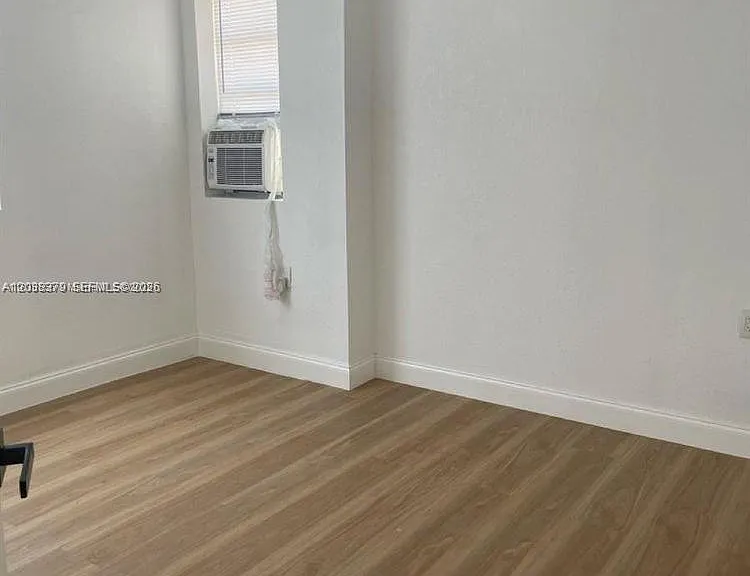 219 SW 21st Ave #3 — Photo 6