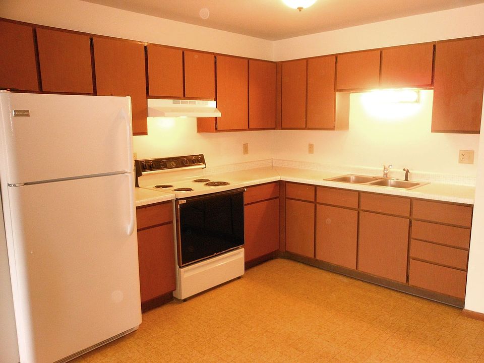1st image of 215 Sherman Ave #215B-07