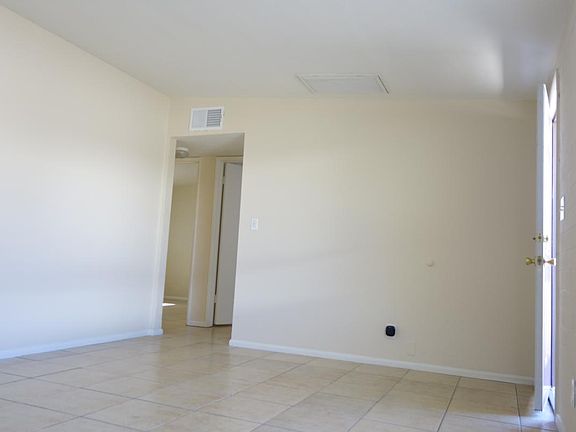 4th image of 2952 N Sparkman Blvd