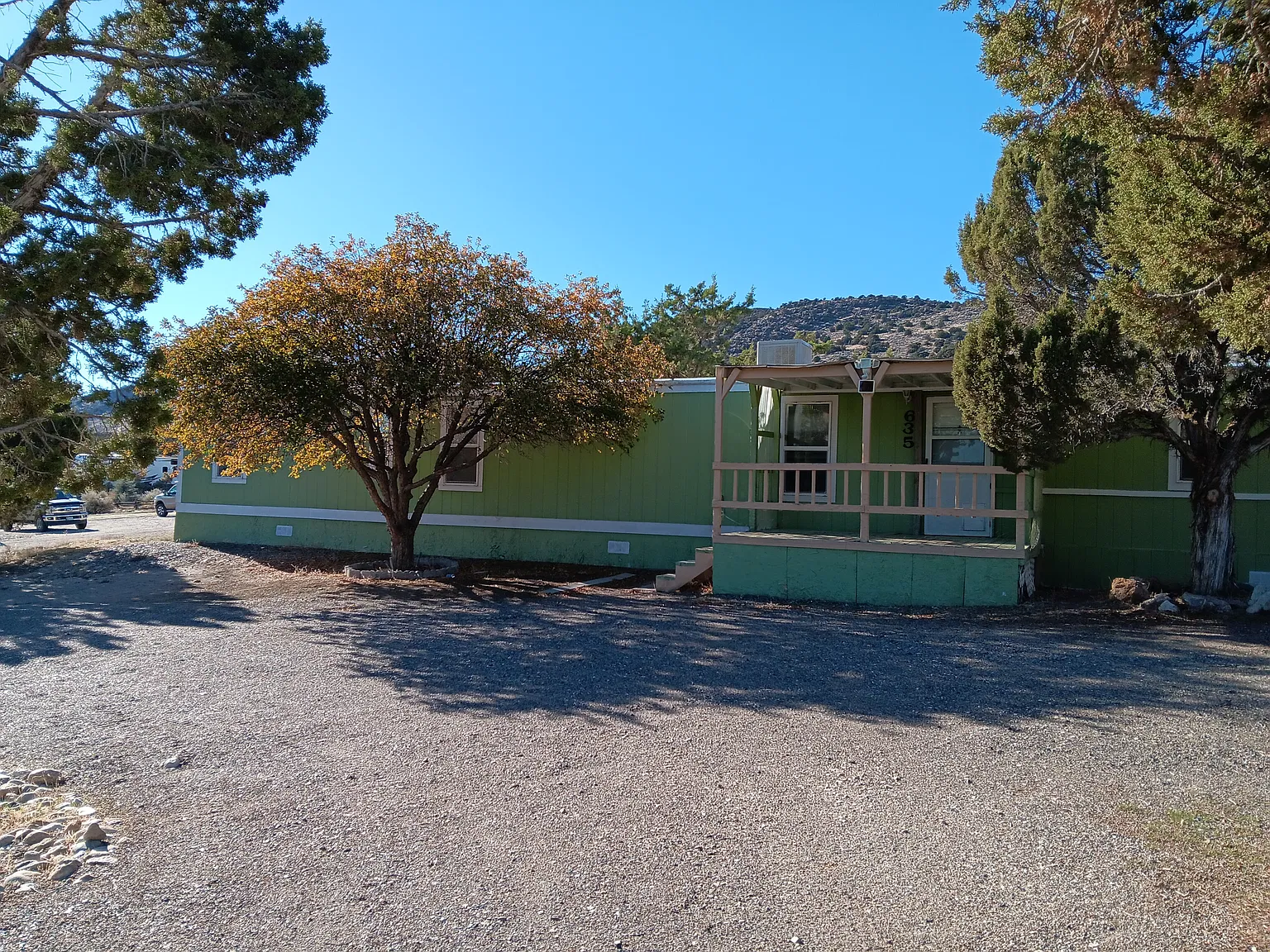 3 bed, 924 sqft, $1,500 — Photo 1