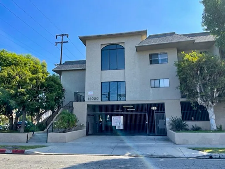 12020 Grevillea Ave — Photo 2