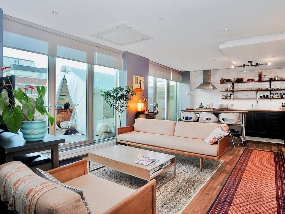 1st image of 50 Orchard St APT 8C