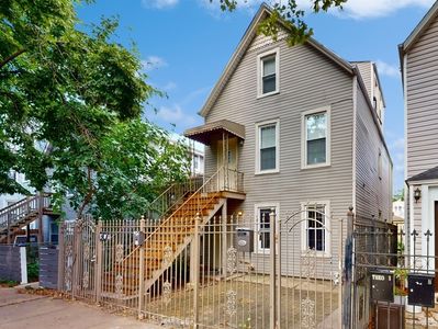 3127 N Monticello Ave, Chicago, IL, 60618