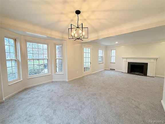 2nd image of 9832 Balfour Rd