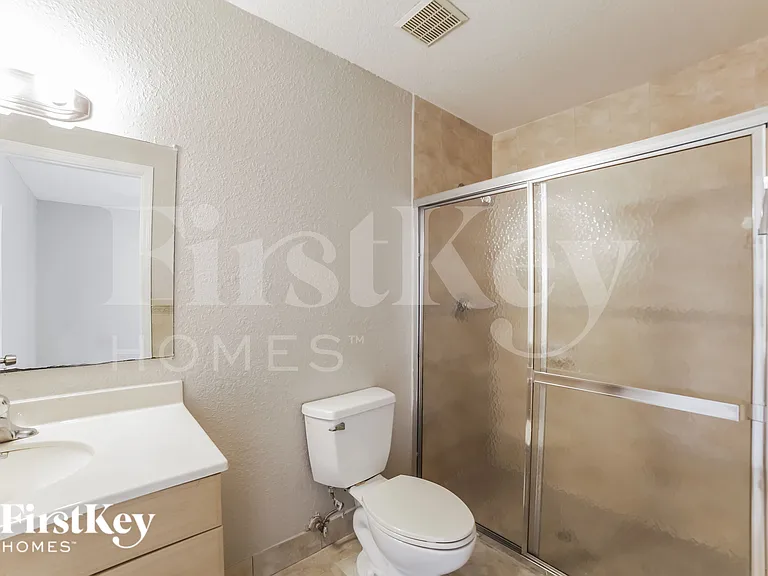 341 NE 34th Ct — Photo 12