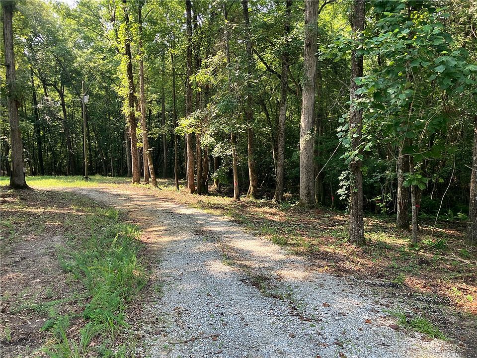1st image of 2087 Lee Road 45