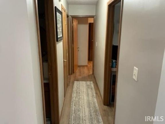 4th image of 3329 Sussex Ln