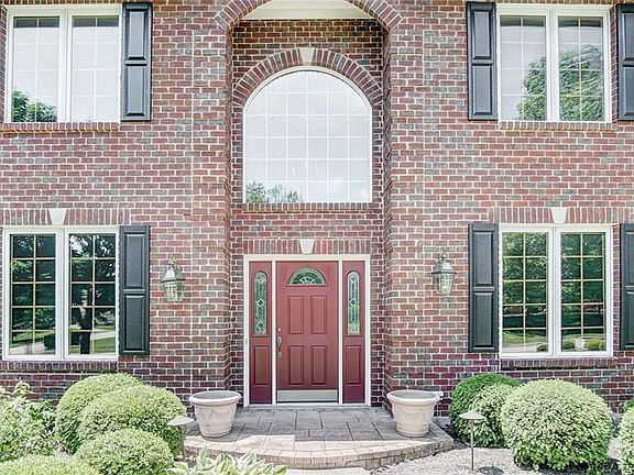 4th image of 8467 Koster Ln