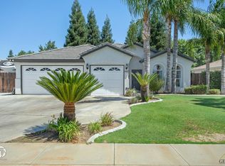 6806 Pompadour Ct, Bakersfield, CA 93312