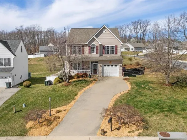 901 Geoffery St, Staunton, VA 24401