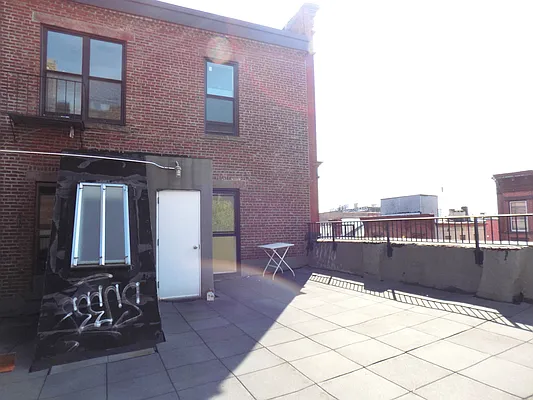 Rented by Blue Egg Realty Corp | media 26